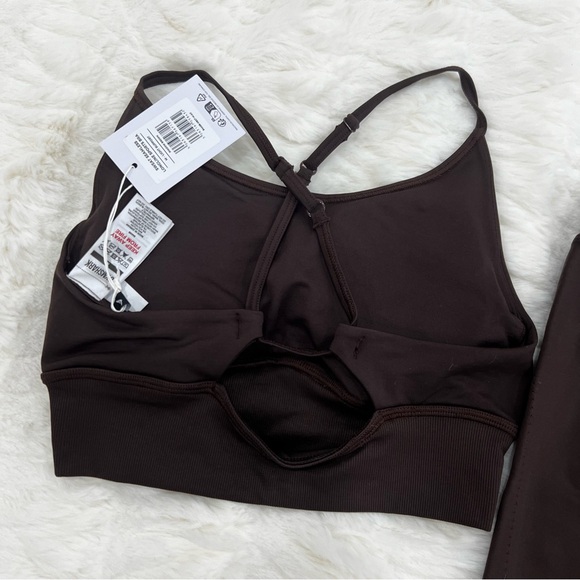 Gymshark Sweat Seamless Set - Picture 8 of 8